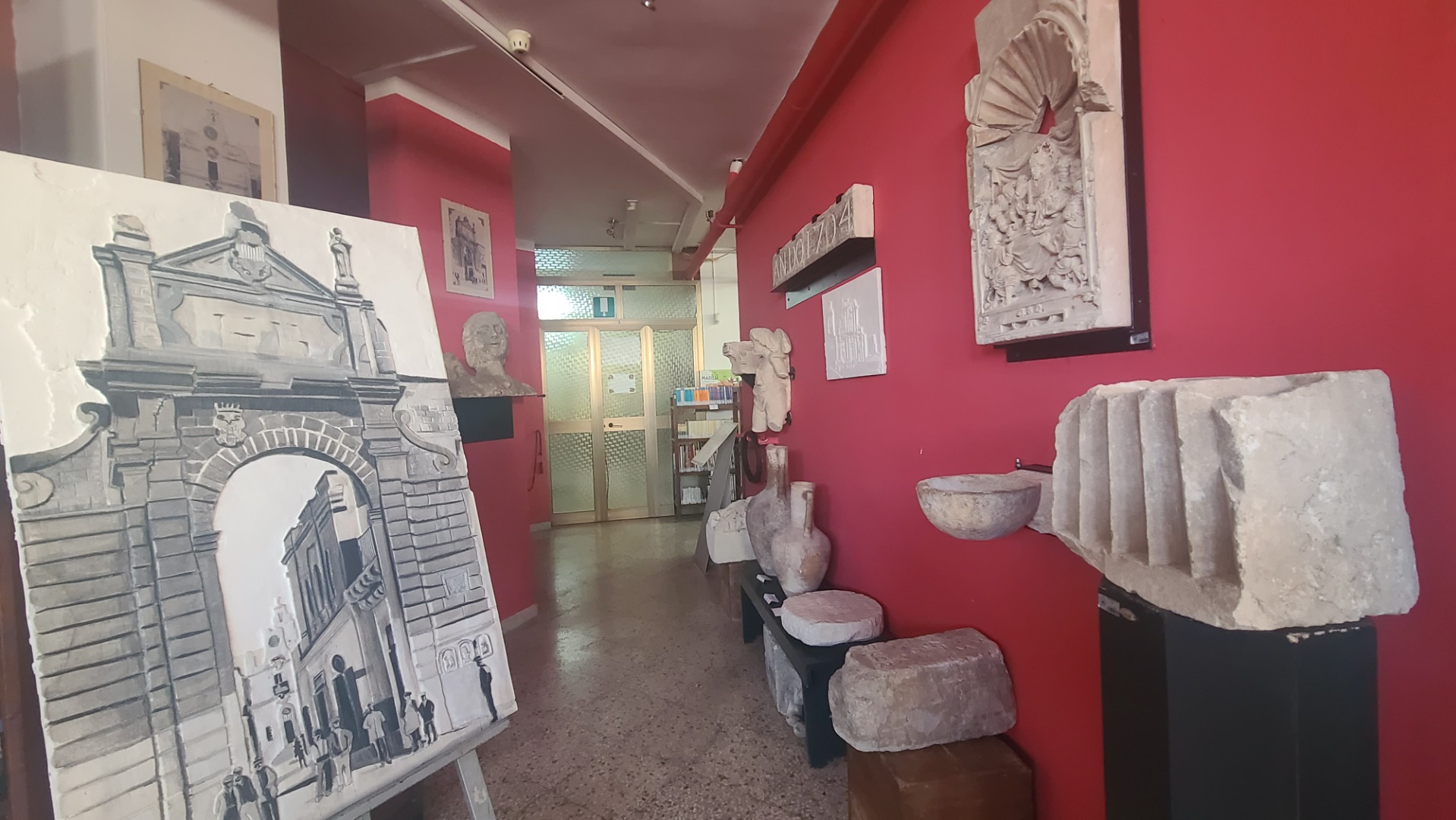 Foto 1. Panoramica sala espositiva